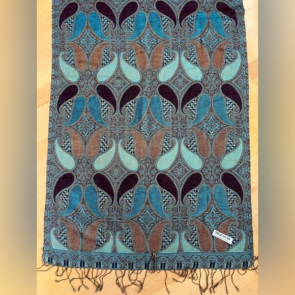 ☯️Like New Reversible Blue / Brown / Rust Paisley Pashmina/Silk/Wrap/Shawl - Picture 4 of 17